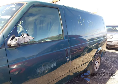 2005 Chevrolet Astro из США, поврежденный, VIN 1GCDL19X85B131607